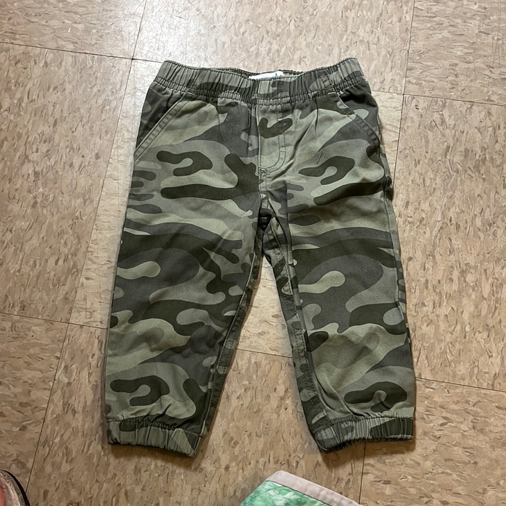 Camo pants